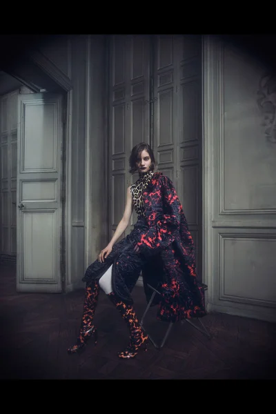 Look 27